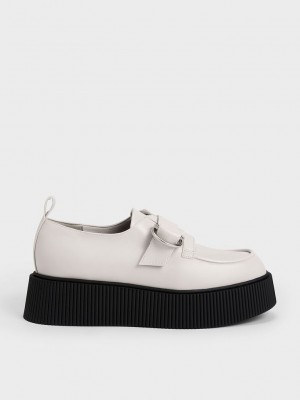 Charles & Keith Cordova Buckled Plataforma Loafers Blancos | 0629341-RN