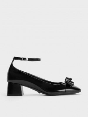 Charles & Keith Cuero Bow Ankle-Correa Pumps Negros | 8271530-EM