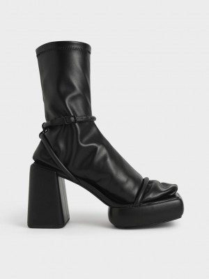 Charles & Keith Lucile Plataforma Calf Boots Negros | 7398650-KQ