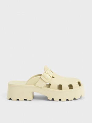 Charles & Keith Mae Buckled Plataforma Mules Amarillos | 9648210-TO