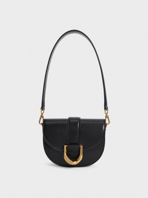 Charles & Keith Mini Gabine Saddle Bag Negros | 8713609-RA