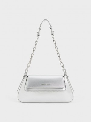 Charles & Keith Olivia Metallic Trapeze Shoulder Bag Plateados | 4369250-FK