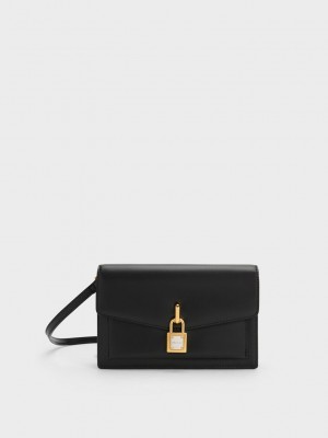 Charles & Keith Padlock Envelope Crossbody Bag Negros | 4761853-LD