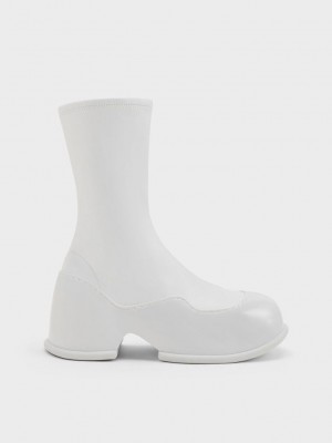 Charles & Keith Pixie Charol Calf Boots Blancos | 7501349-EF