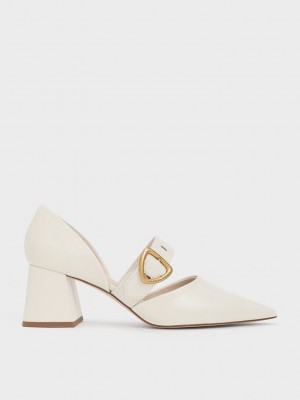 Charles & Keith Sepphe Metallic Hebilla D'Orsay Pumps Creme | 3572689-GT
