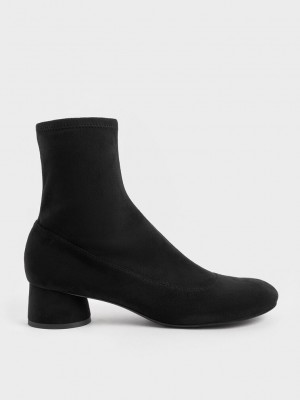 Charles & Keith Textured Stitch-Trim Cylindrical Heel Ankle Boots Negros | 0563728-LQ