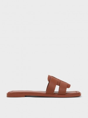 Charles & Keith Trichelle Interwoven Cuero Chanclas Sandals Marrom Oscuro | 9831475-WQ