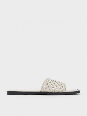 Charles & Keith Woven Square-Puntera Slides Blancos | 0349825-OC